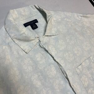 Banana Republic 100% Linen Short Sleeve White Floral Button Up Mens Size Large